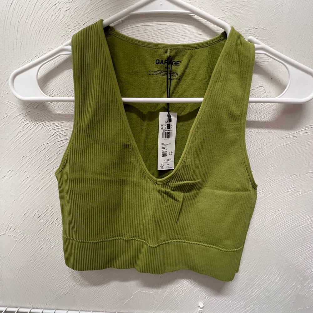 Green Seamless Garage Tank Top with tags, size medium